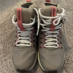 Columbia Women's Winter Boots - Tan and Pink